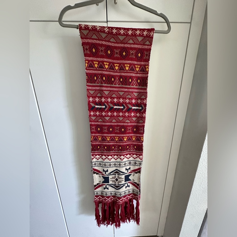 Boutique scarf